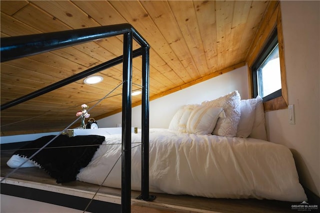 420 N Mayberry Rd, Alton, TX 78573 - bedroom featuring wood ceiling and lofted ceiling