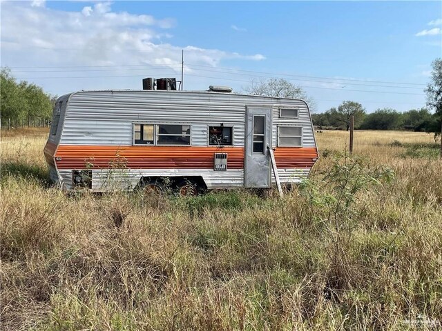 9727 Iowa Rd, Mission, TX 78574 - photo 12