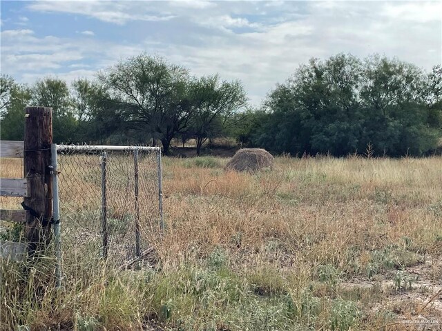 9727 Iowa Rd, Mission, TX 78574 - photo 13