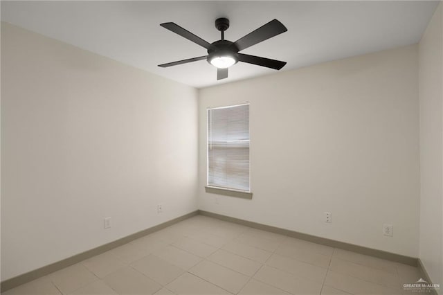 spare room featuring ceiling fan