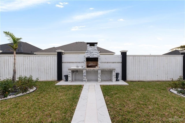 3108 E Bella Vista Ave, Alton, TX 78573 - view of yard featuring a patio area