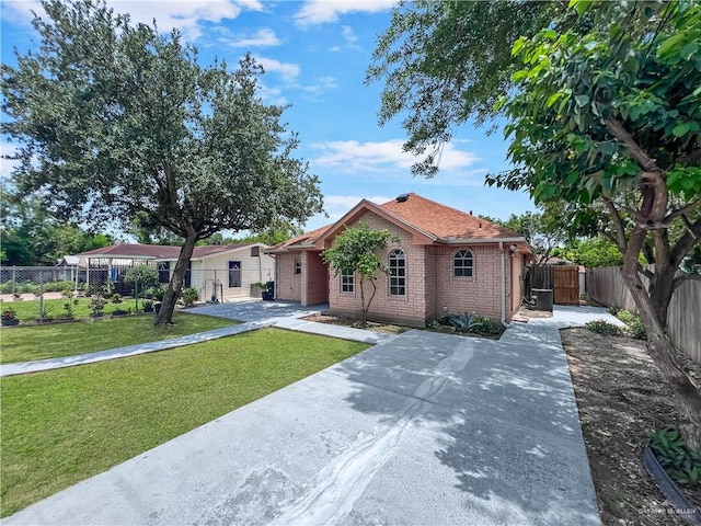 2012 Diaz Ave, Mcallen, TX 78503 - photo 3