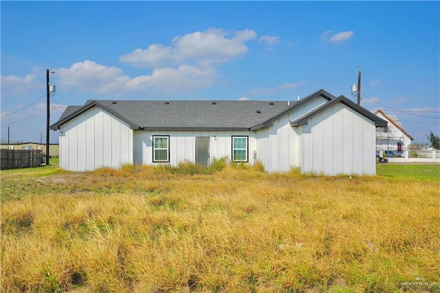 view of rear view of house