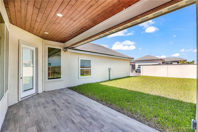 view of yard featuring a patio