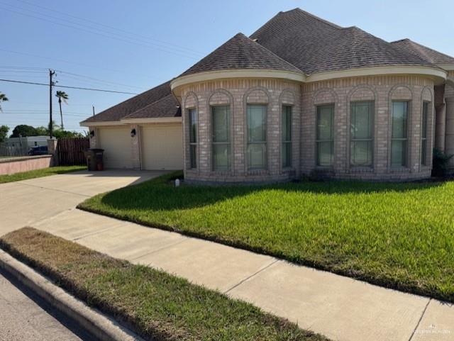 1702 Kayla Ave, Edinburg, TX 78539 - photo 2