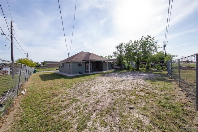 201 E Durango Dr, Pharr, TX 78577 - view of yard with a fenced backyard
