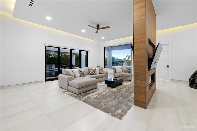 living room featuring ceiling fan