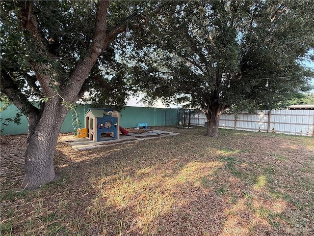 1341 Kokopelli Dr, Edinburg, TX 78541 - view of fenced backyard