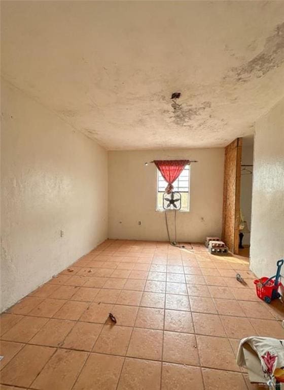 7300 Ciruelos St, Palmview, TX 78572 - spare room with light tile patterned floors