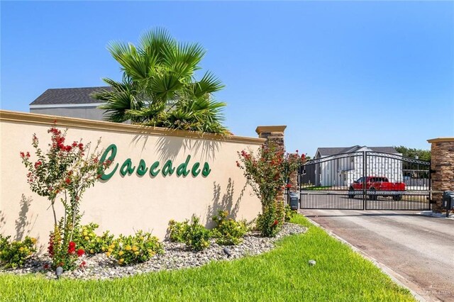 5409 N Crown Pt, Pharr, TX 78577 - photo 2