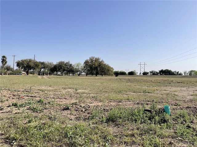 Listing photo 2 for 1709 W Oak Ct, Weslaco TX 78596