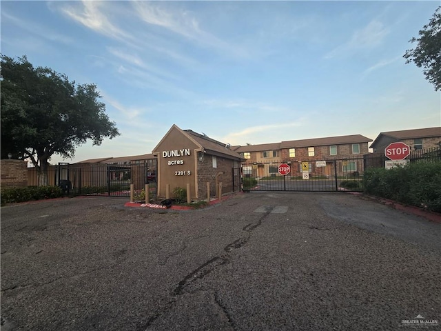 2201 S Jackson Rd Unit J11, Pharr, TX 78577 - view of property with fence