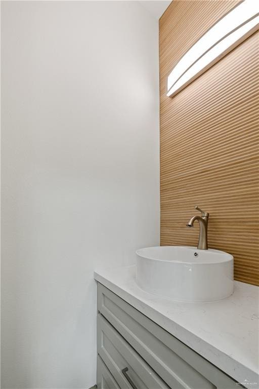 1214 N Lincoln Ave, San Juan, TX 78589 - bathroom featuring vanity