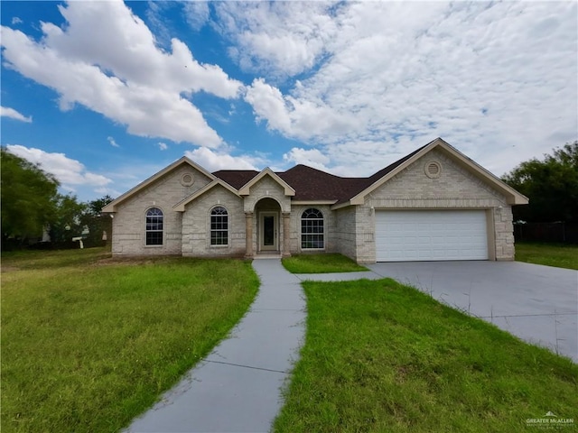 2101 Richmond St, Mission, TX 78573 - photo 2