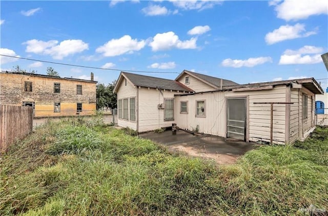107 E Main St, Rio Grande City, TX 78582 - photo 16