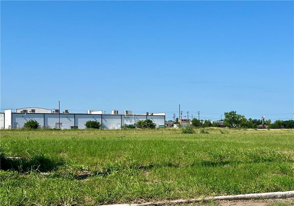1506 E Encino Ave, Pharr, TX 78577 - photo 1