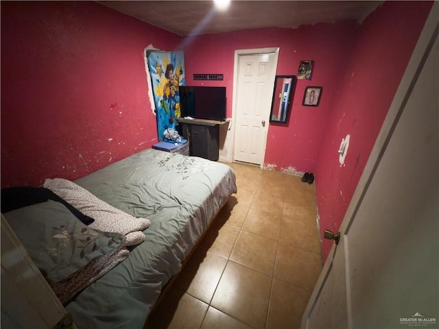 4810 Amber St, Mission, TX 78574 - bedroom with light tile patterned flooring