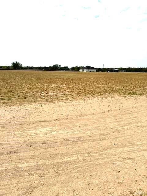 view of local wilderness featuring a rural view