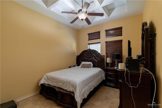 bedroom featuring ceiling fan