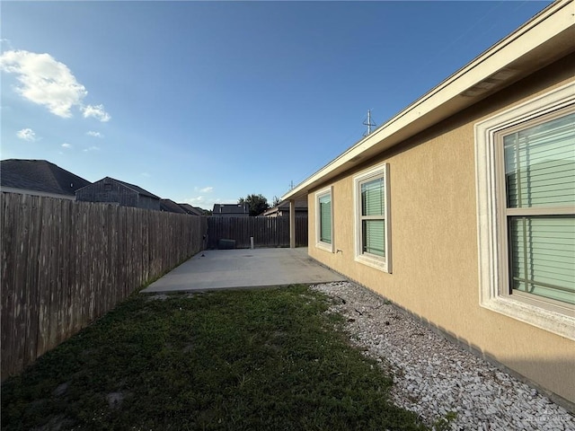 2315 N Ruby Dr, Edinburg, TX 78541 - view of yard featuring a patio