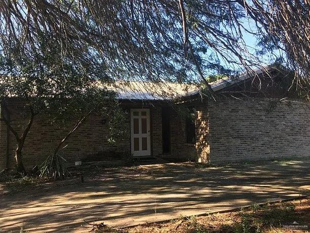 5222 Pety Ln, Zapata, TX 78076 - photo 3