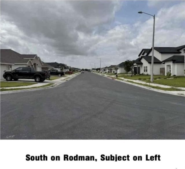 4220 S Rodman Ln, Edinburg, TX 78542 - photo 4