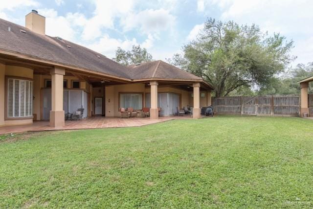 view of yard with a patio