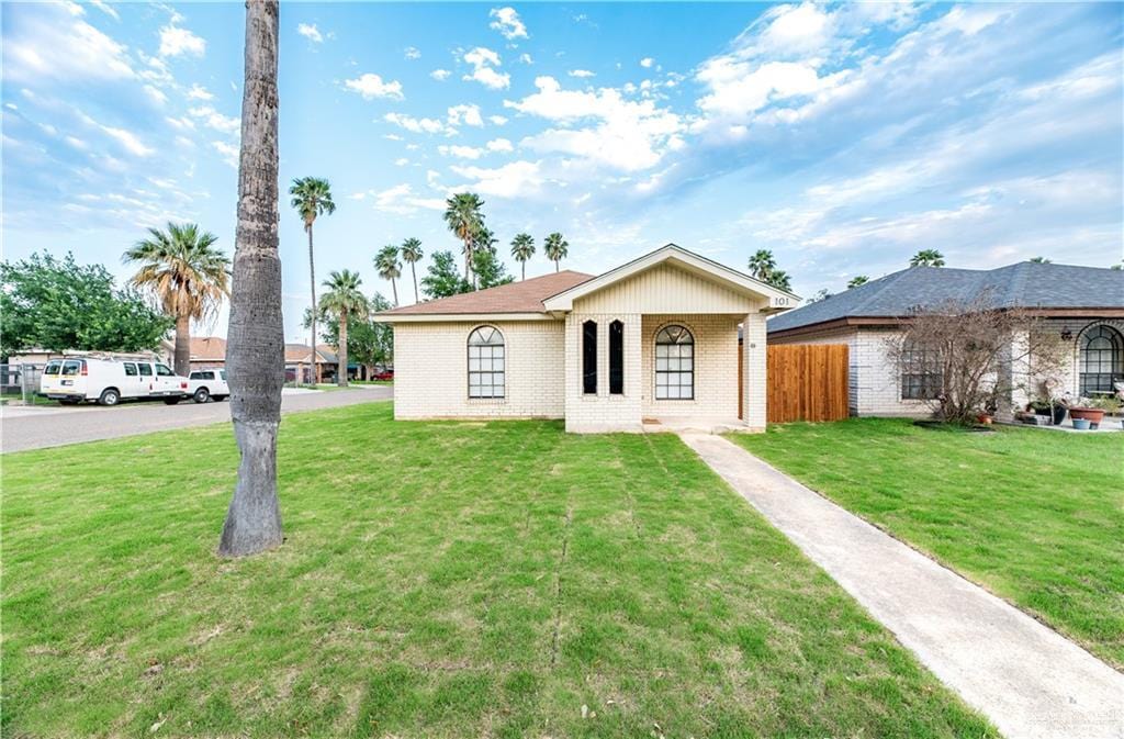101 New Orleans St, Mission, TX 78572 - ranch-style house with brick siding