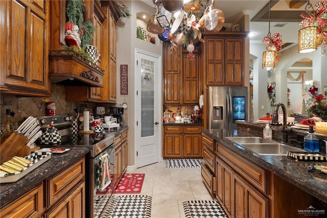 kitchen featuring sink, stainless steel appliances, crown molding, decorative backsplash, and light tile patterned flooring