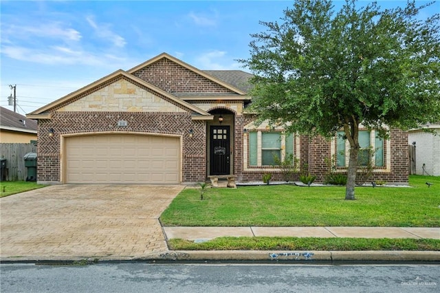212 Los Laureles Dr, San Juan, TX 78589 - photo 1