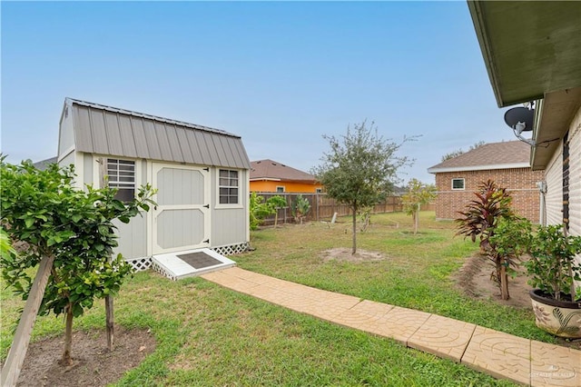 view of yard with a shed