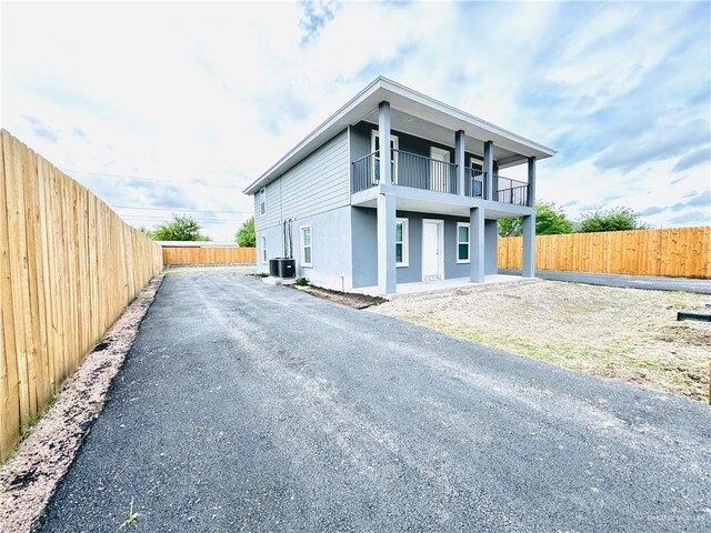 8206 Sosa Cir, Edinburg, TX 78542 - photo 2