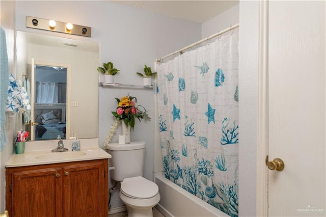 6402 S Mars Ln, Pharr, TX 78577 - full bath with shower / bath combo with shower curtain, toilet, and vanity