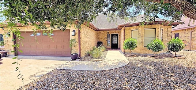 3422 Clubhouse Dr, Edinburg, TX 78542 - photo 1