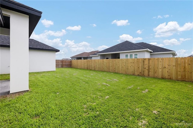 904 N Trinity St, Edinburg, TX 78541 - view of fenced backyard