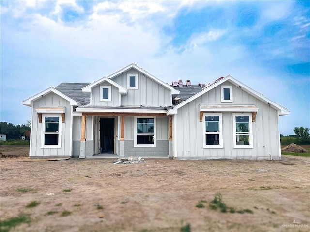 1244 Navel St, Weslaco, TX 78599 - modern farmhouse style home featuring board and batten siding