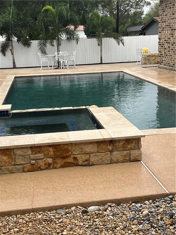 2907 N Jackson Rd, Edinburg, TX 78541 - photo 9