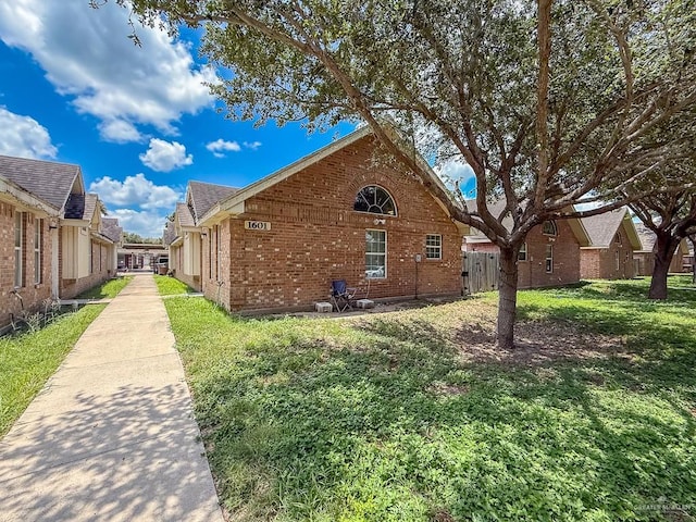 1601 Tampa St, Edinburg, TX 78541 - photo 1