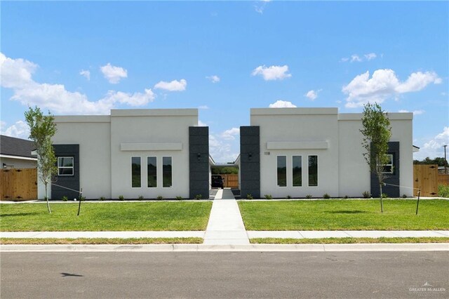 1118 Country Club Dr, Alamo, TX 78589 - photo 1