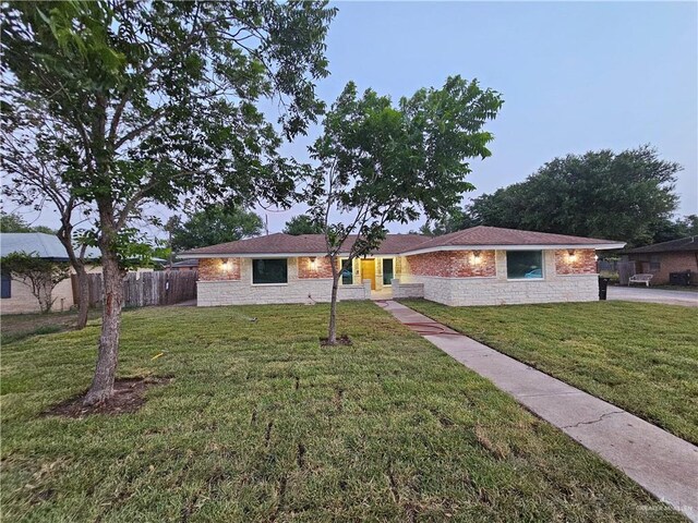 605 W 13th St, Weslaco, TX 78596 - photo 1