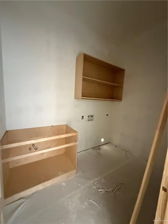132 Finch Ln, Los Fresnos, TX 78566 - view of bathroom