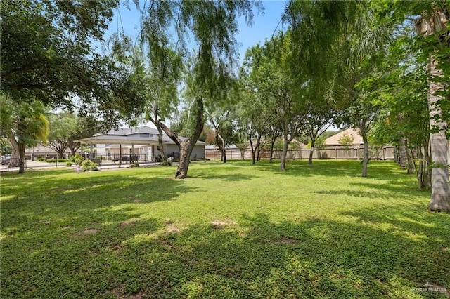2315 E Sprague St, Edinburg, TX 78542 - view of yard with fence