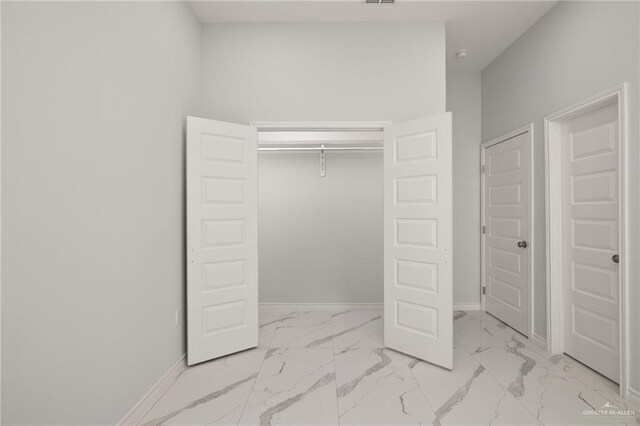 9218 N 25th St, Mcallen, TX 78504 - view of closet