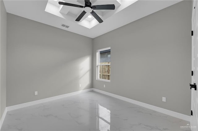 unfurnished room featuring ceiling fan