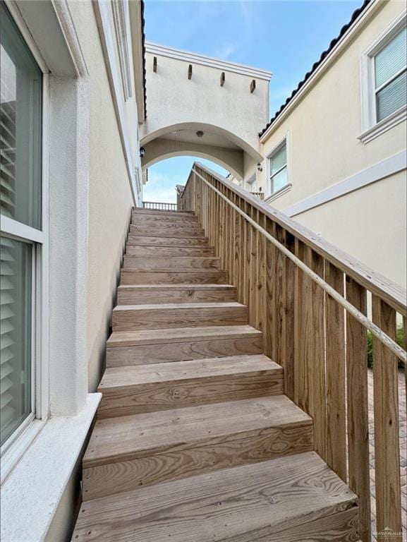 102 E Gardenia St Unit 8, South Padre Island, TX 78597 - view of staircase