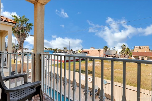 102 E Gardenia St Unit 8, South Padre Island, TX 78597 - view of balcony