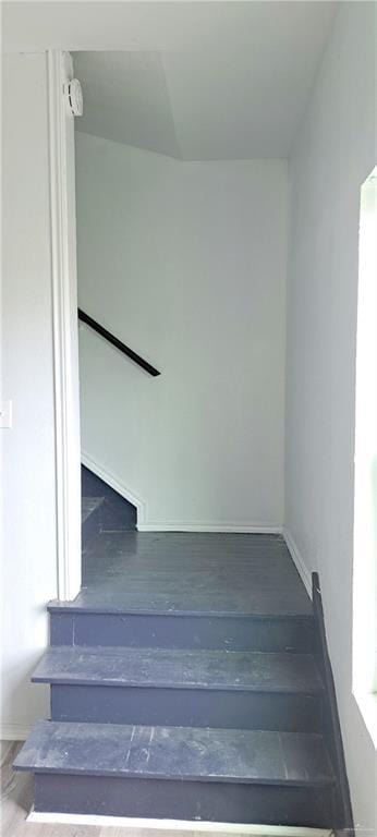 1217 S 1st St, Harlingen, TX 78550 - stairs featuring baseboards