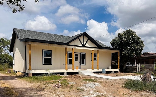 view of front facade with a porch