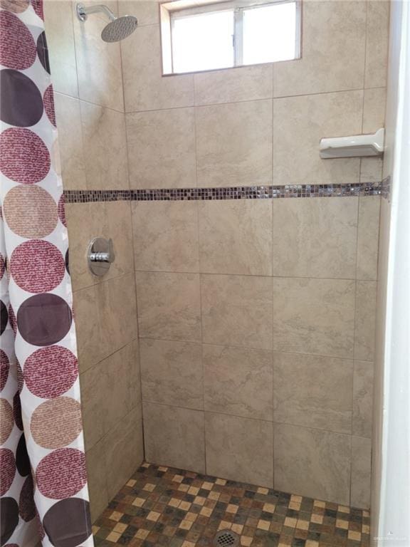 3300 Pradera St, Mission, TX 78574 - full bath featuring tiled shower