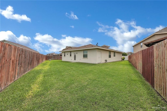 5237 Lost Creek Ln, Mcallen, TX 78504 - rear view of property featuring a fenced backyard and stucco siding